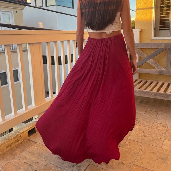 ACTIVE ruby high-low skirt - Picture 7 of 8